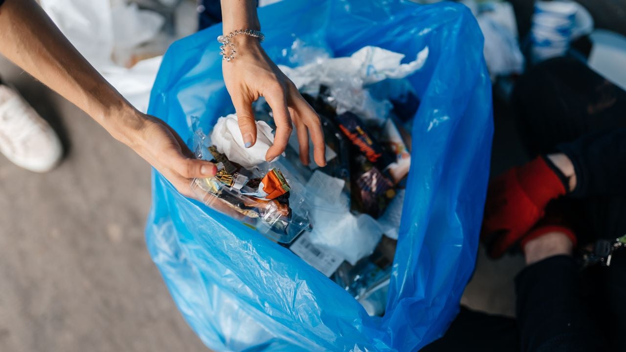 Vecinos de Baja California reportan fallas en servicios y espacios públicos