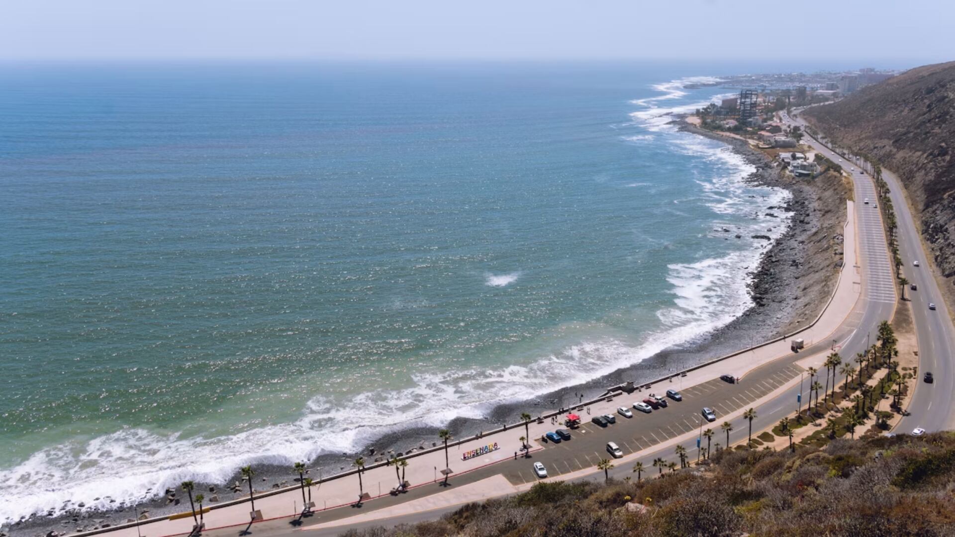 Encuentran dos cuerpos flotando en Playa Cactus de Ensenada este domingo